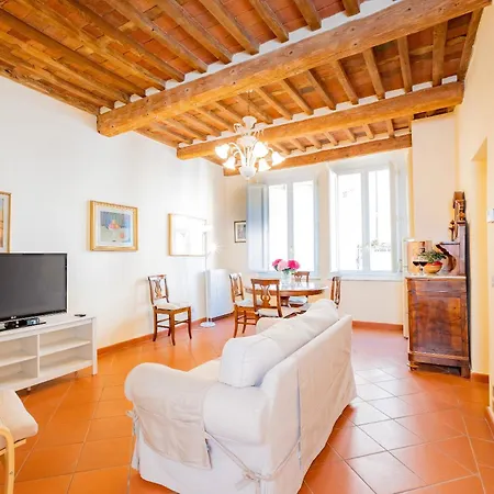 Apartment Il Coro - Vivere La Storia Di