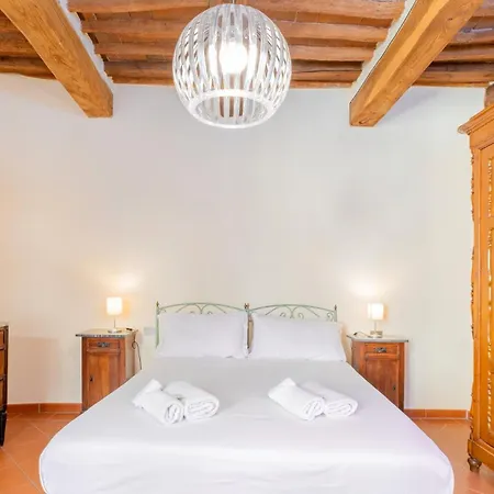 Apartment Il Coro - Vivere La Storia Di *